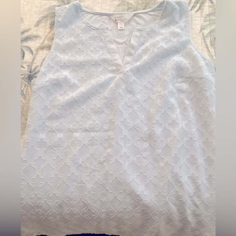 Market and Spruce light blue tank top size L